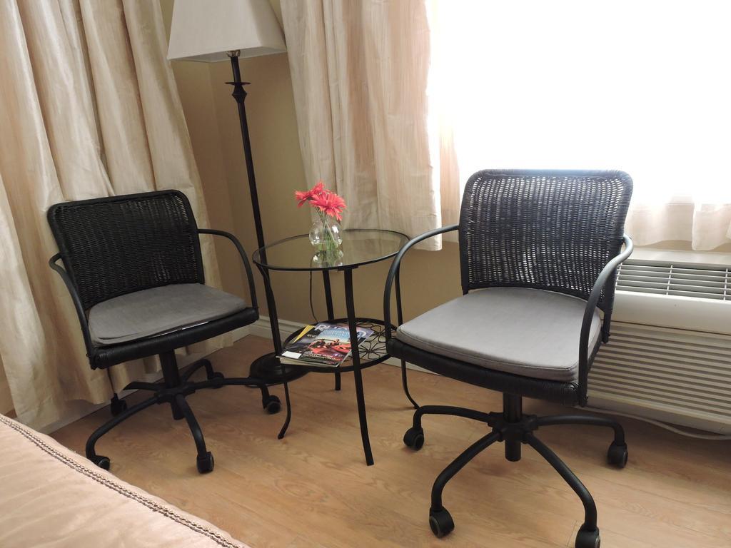 Bethel-Aspen Inn Bonnyville المظهر الخارجي الصورة